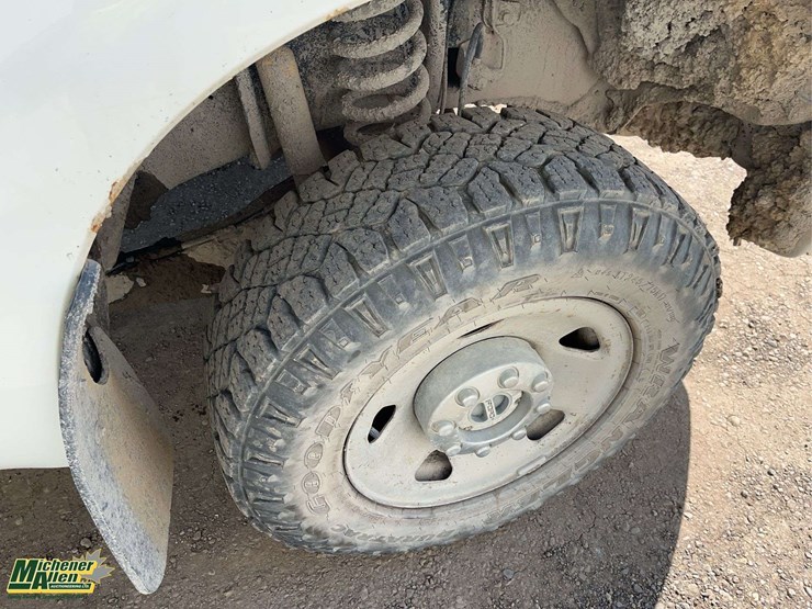 2012-ford-f350-image-16