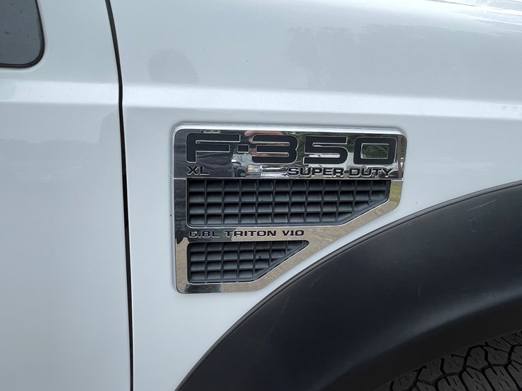 2008-ford-f350-xl-image-45