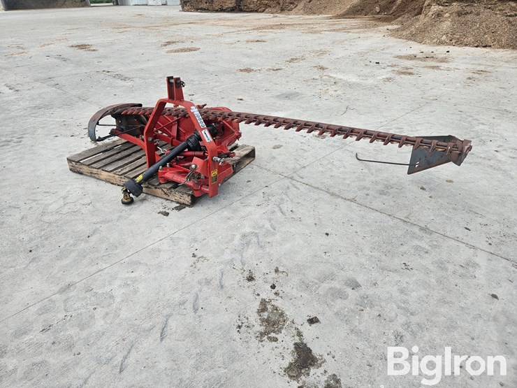 case-ih-1300-image-3