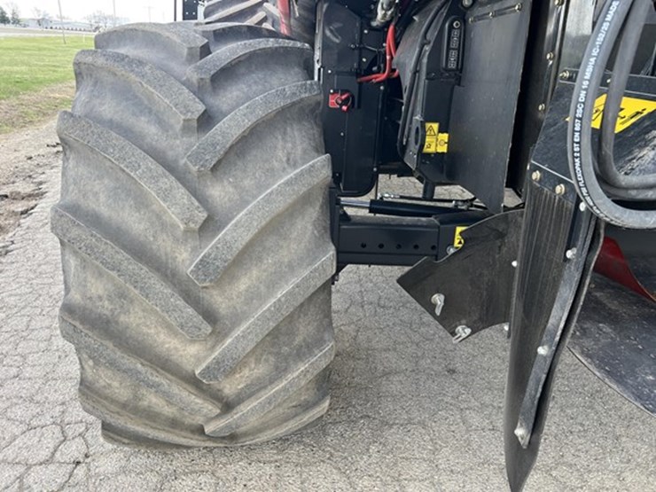 2022-case-ih-8250-image-23