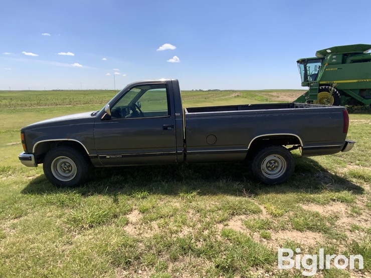 1993-chevrolet-1500-image-8