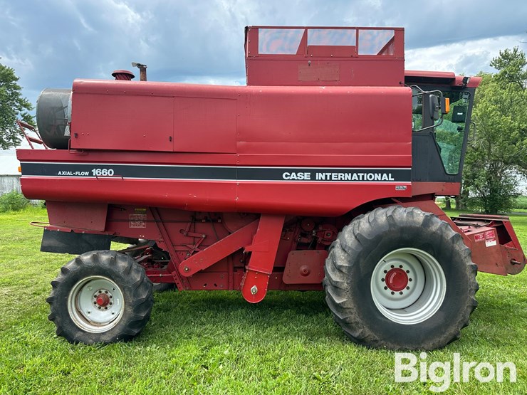 1989-case-ih-1660-image-4