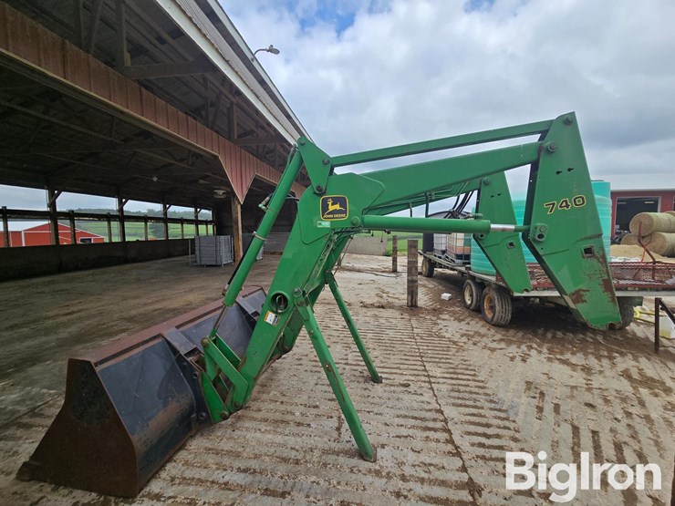 john-deere-740-image-8