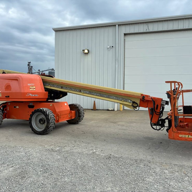JLG 600S