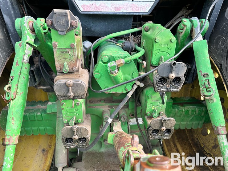 1989-john-deere-4755-image-15