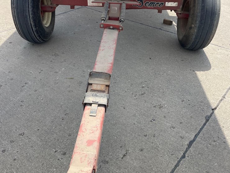 demco-325-image-12