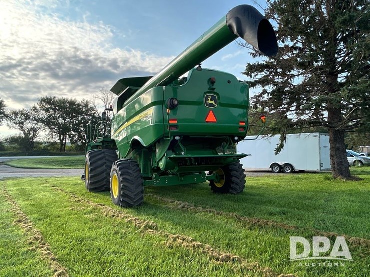2013-john-deere-s670-image-8
