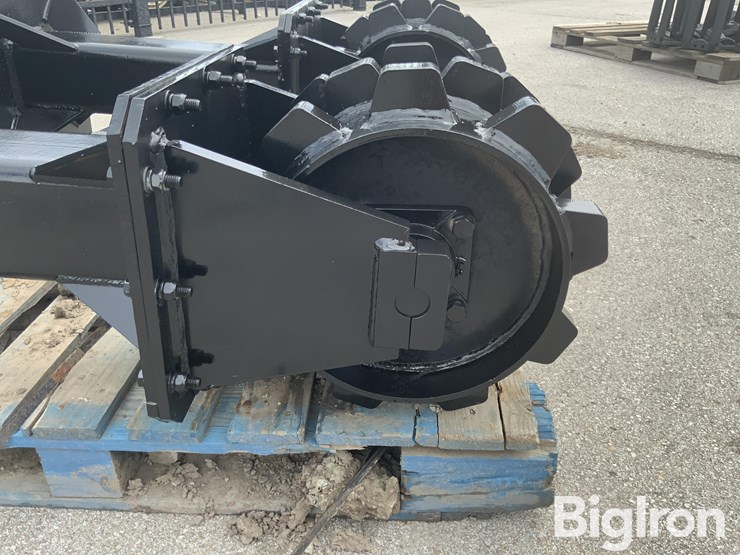 2025-skid-steer-soil-compactor-image-12