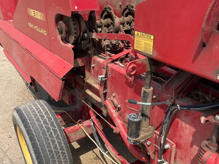 new-holland-311-image-20