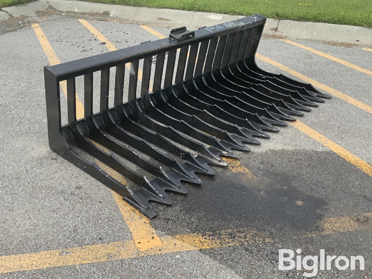2025-kit-containers-qt-sb-l76-v3-76"-skid-steer-skeleton-bucket-image-3