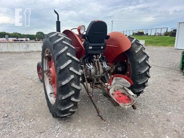 massey-ferguson-65-image-4