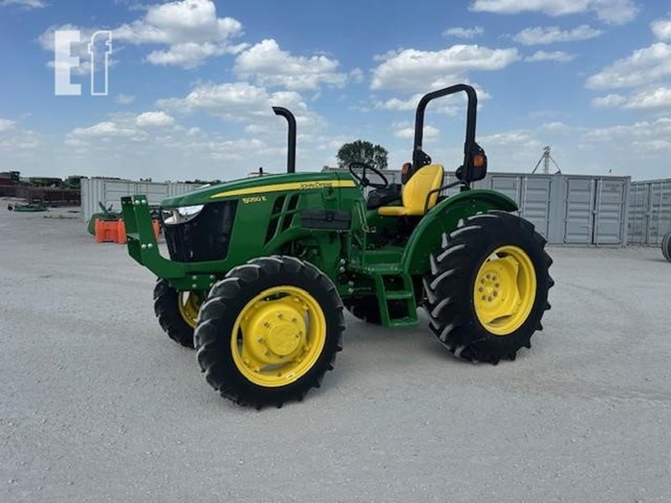 2023-john-deere-5050e-image-1