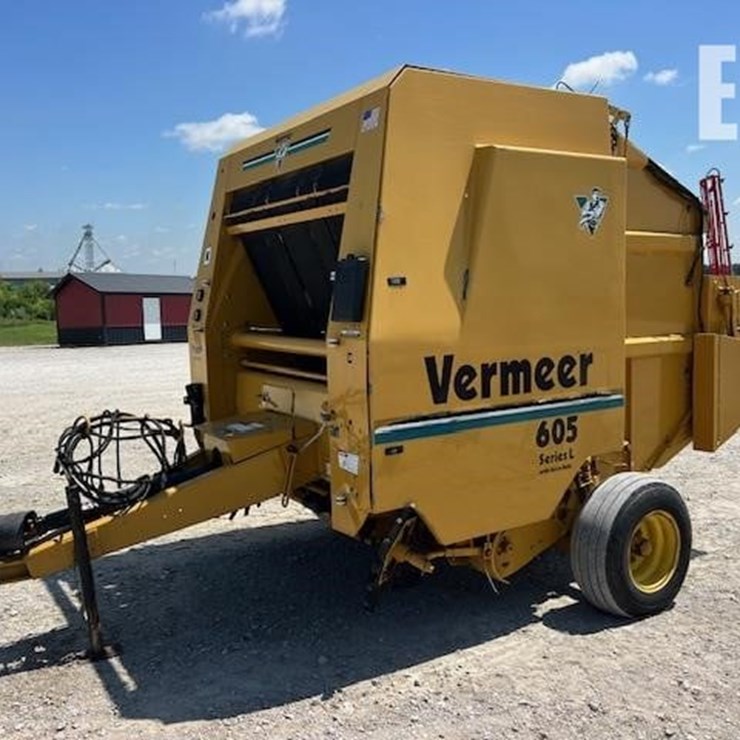 1999 VERMEER 605L
