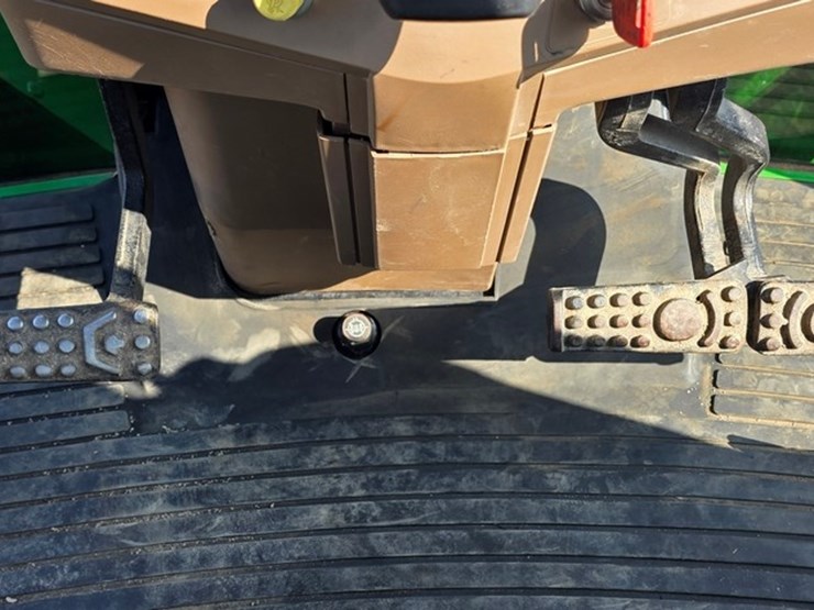 john-deere-7810-image-65