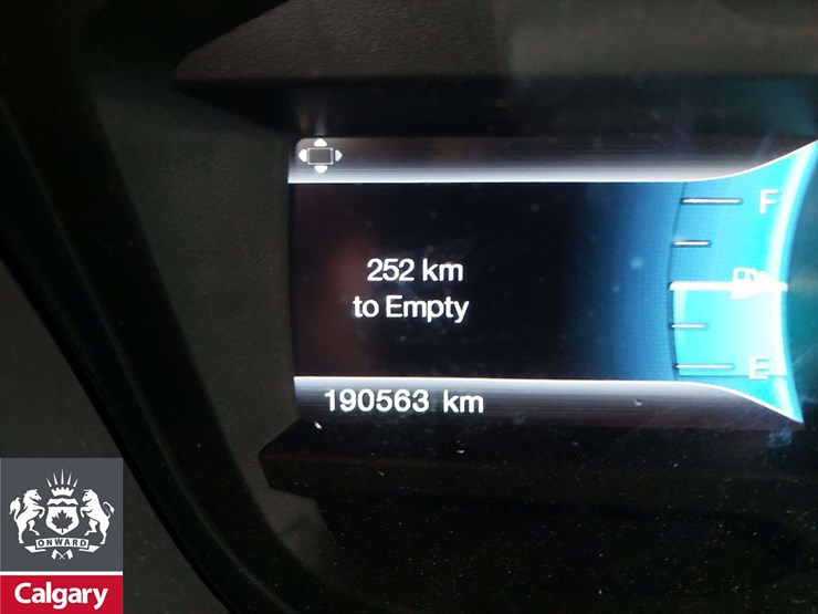 2014-ford-explorer-xlt-image-7