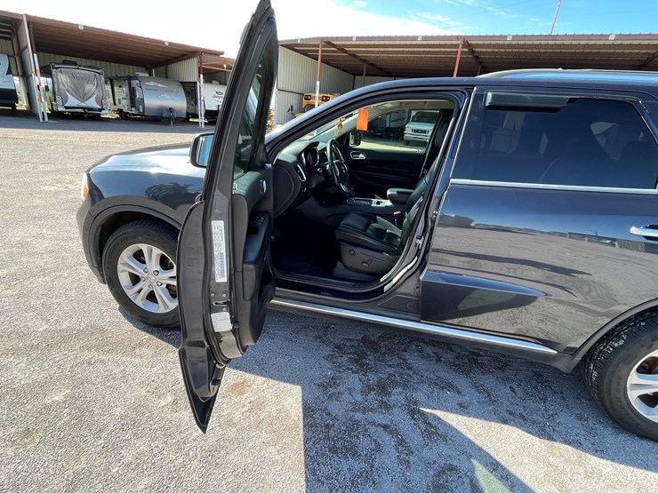 2013-dodge-durango-image-27