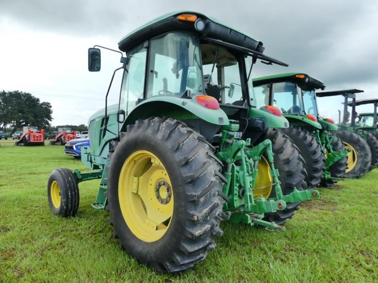 john-deere-6115d-image-3