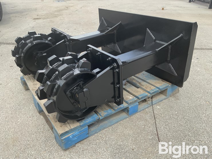 2025-skid-steer-soil-compactor-image-13