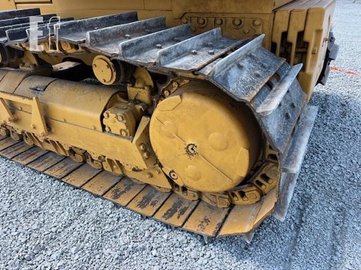 2000-deere-750c-lt-ii-image-19