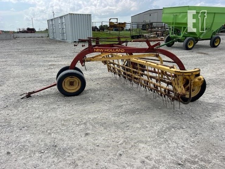 new-holland-256-image-2