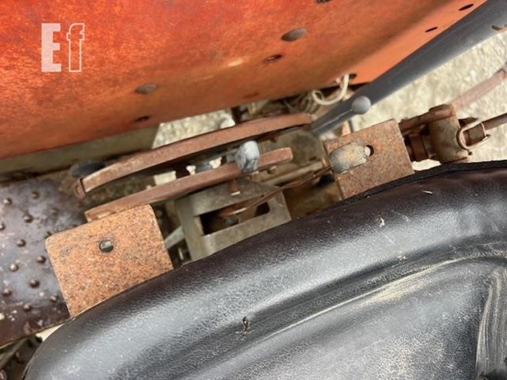 massey-ferguson-255-image-36