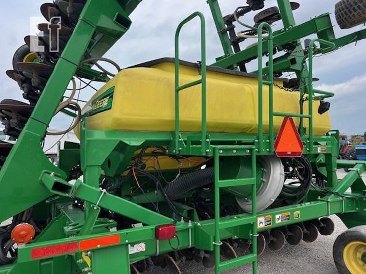 2018-john-deere-1990ccs-image-32