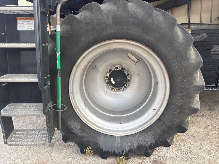 2004-case-ih-8010-image-19