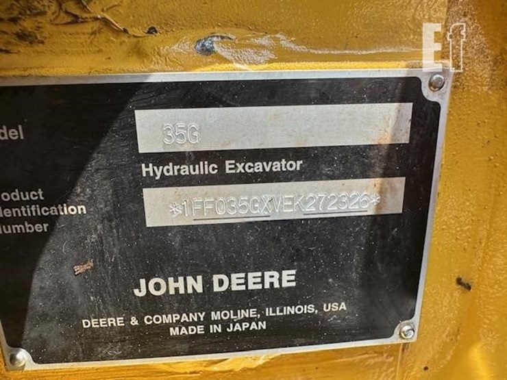 2014-deere-35g-image-34