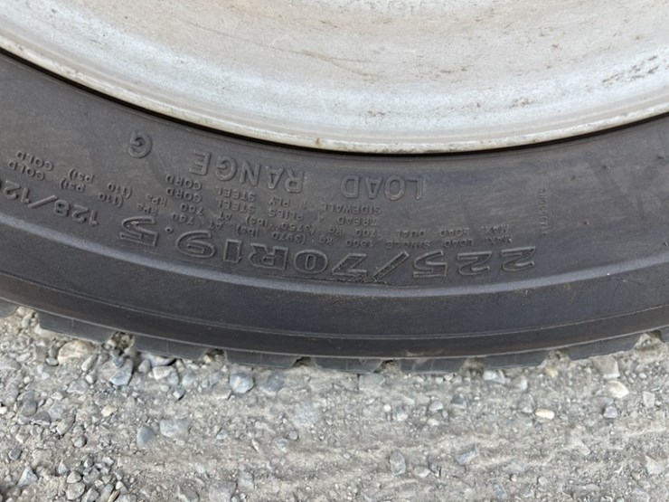 2012-ford-f550-image-21