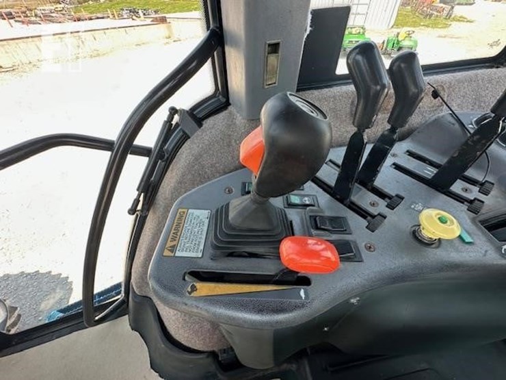 new-holland-8970-image-22