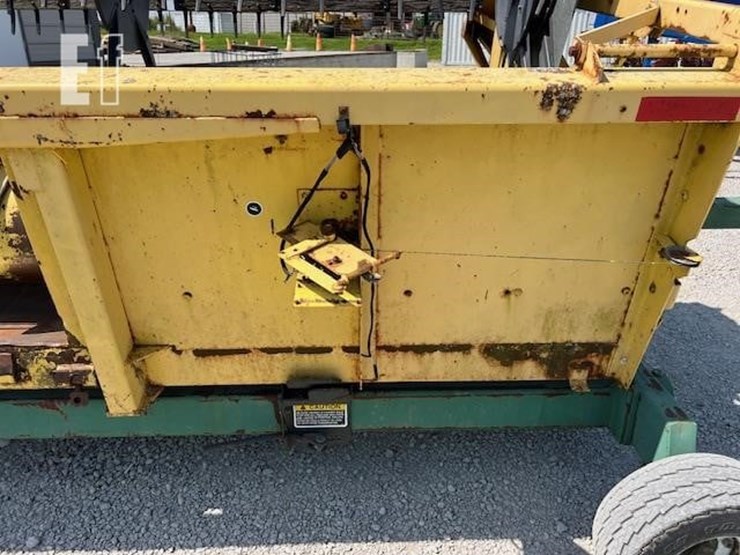 new-holland-tr85-image-81