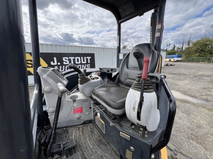 deere-50g-image-21