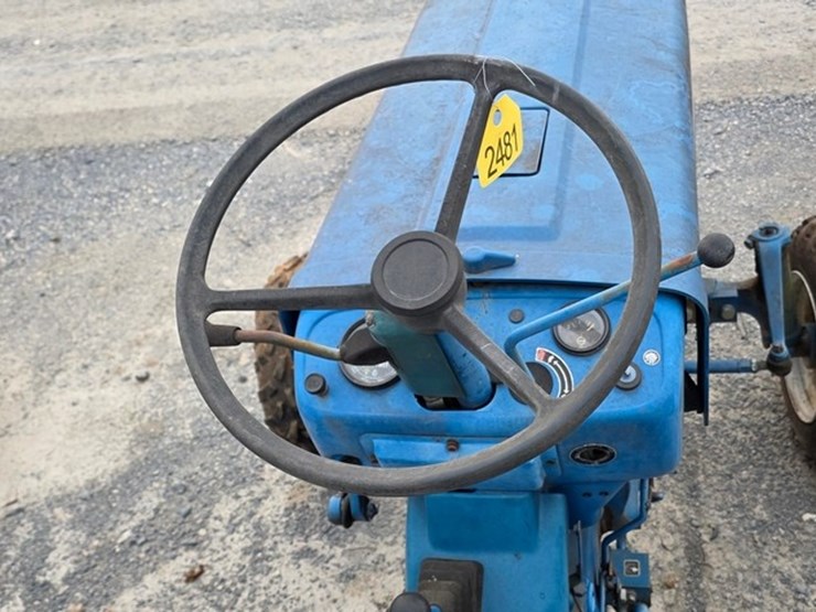 ford-1710-image-22