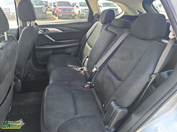 2016-mazda-cx9-image-13