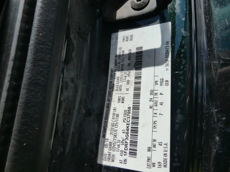 2019-ford-f350-xl-image-17