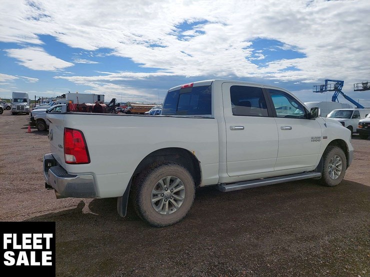 2013-ram-1500-slt-image-15