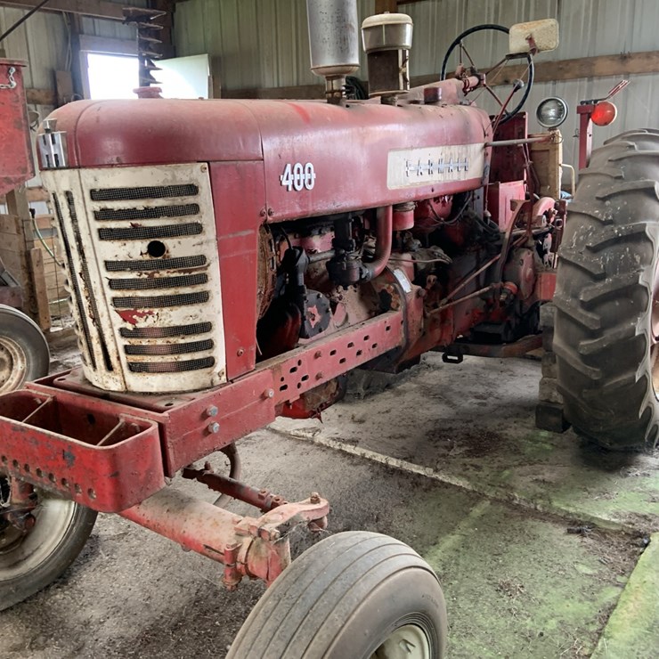 Farmall 400 tractor