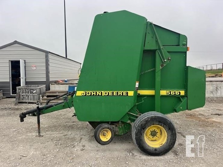 1997-john-deere-566-image-2