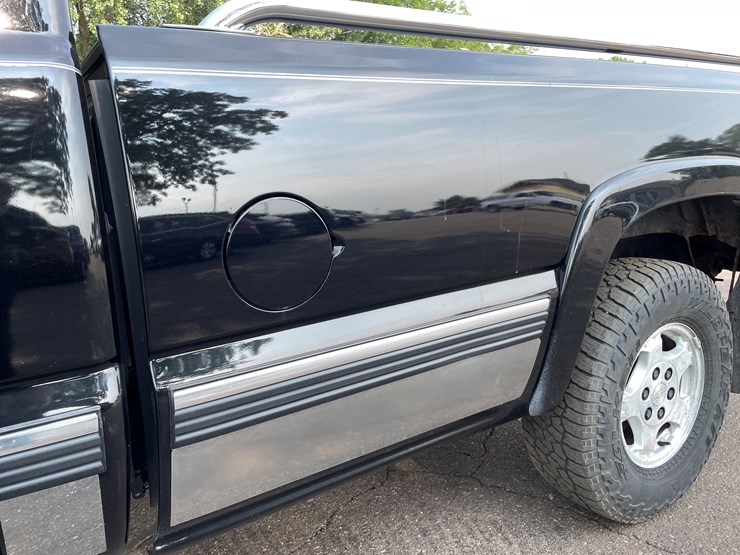 2002-chevrolet-silverado-1500-z71-image-17