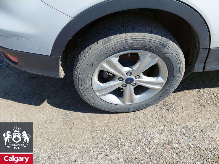 2016-ford-escape-se-image-22