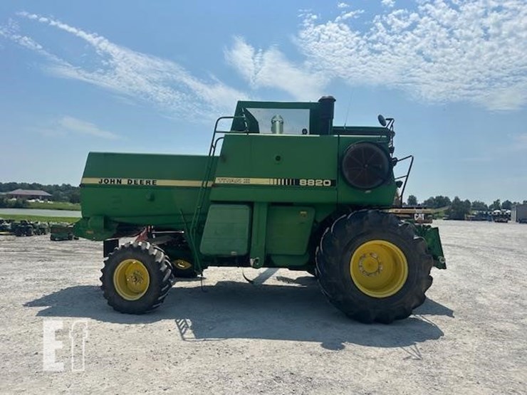 1988-john-deere-8820-image-6