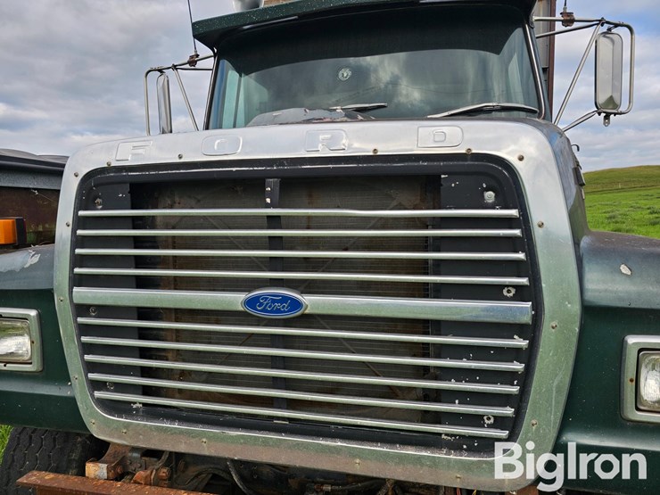 1986-ford-ln8000-image-17