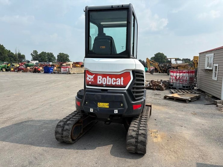2021-bobcat-e26-image-7