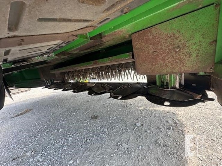 2016-john-deere-946-image-11