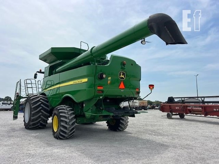 2014-john-deere-s670-image-5