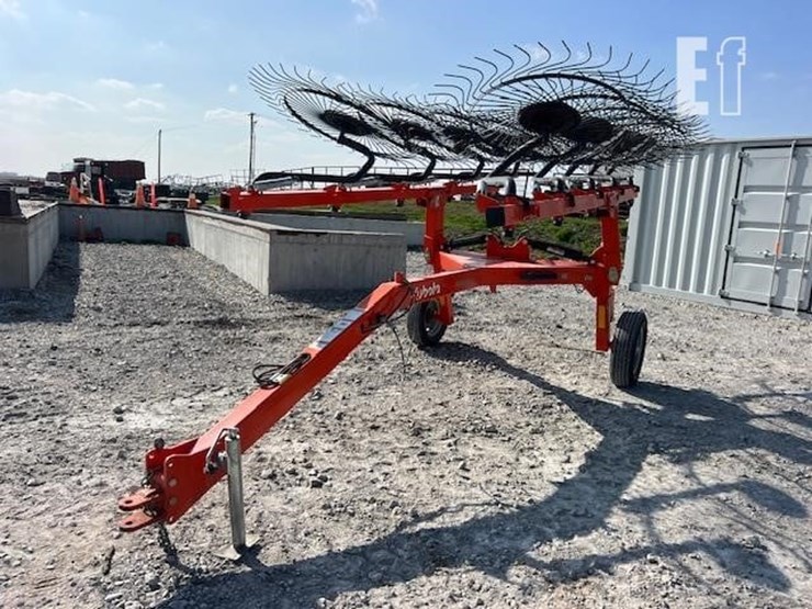 2021-kubota-ra110cr-image-7