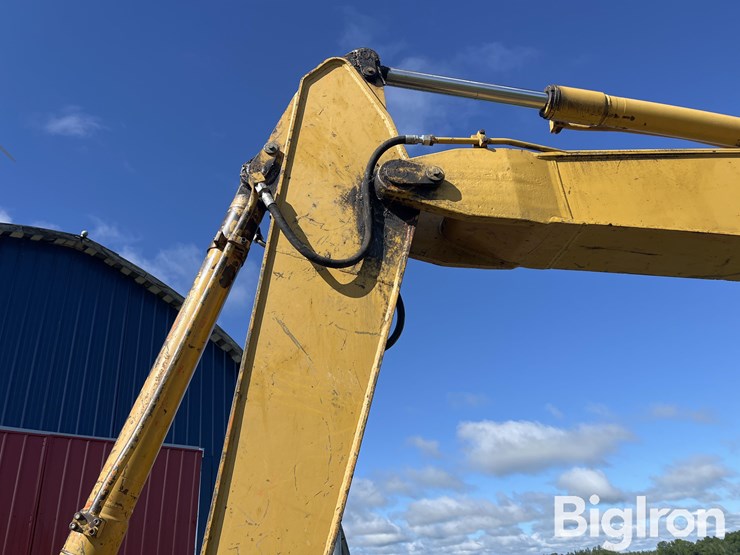 1990-caterpillar-e110b-image-13