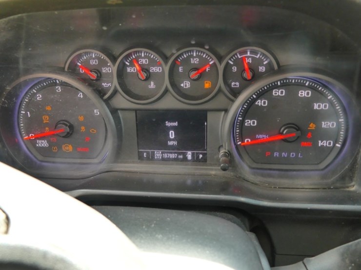 2020-gmc-2500-image-15