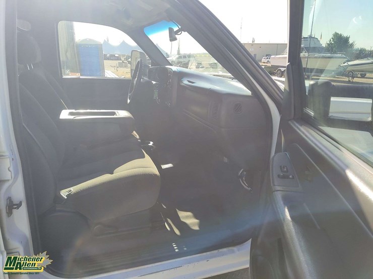 2007-chevrolet-silverado-2500hd-image-16
