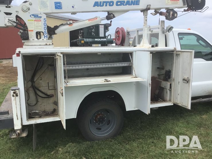 2008-ford-f550-image-14